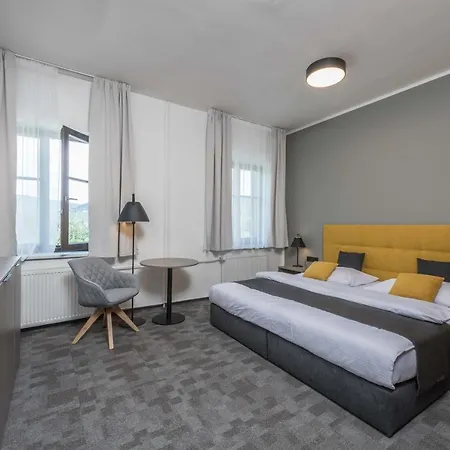 Praha Hotel