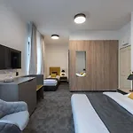 Praha Hotel