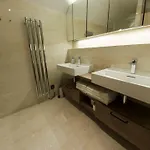 普拉哈酒店 酒店 4*