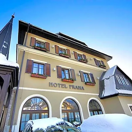 Praha Hotel 4*